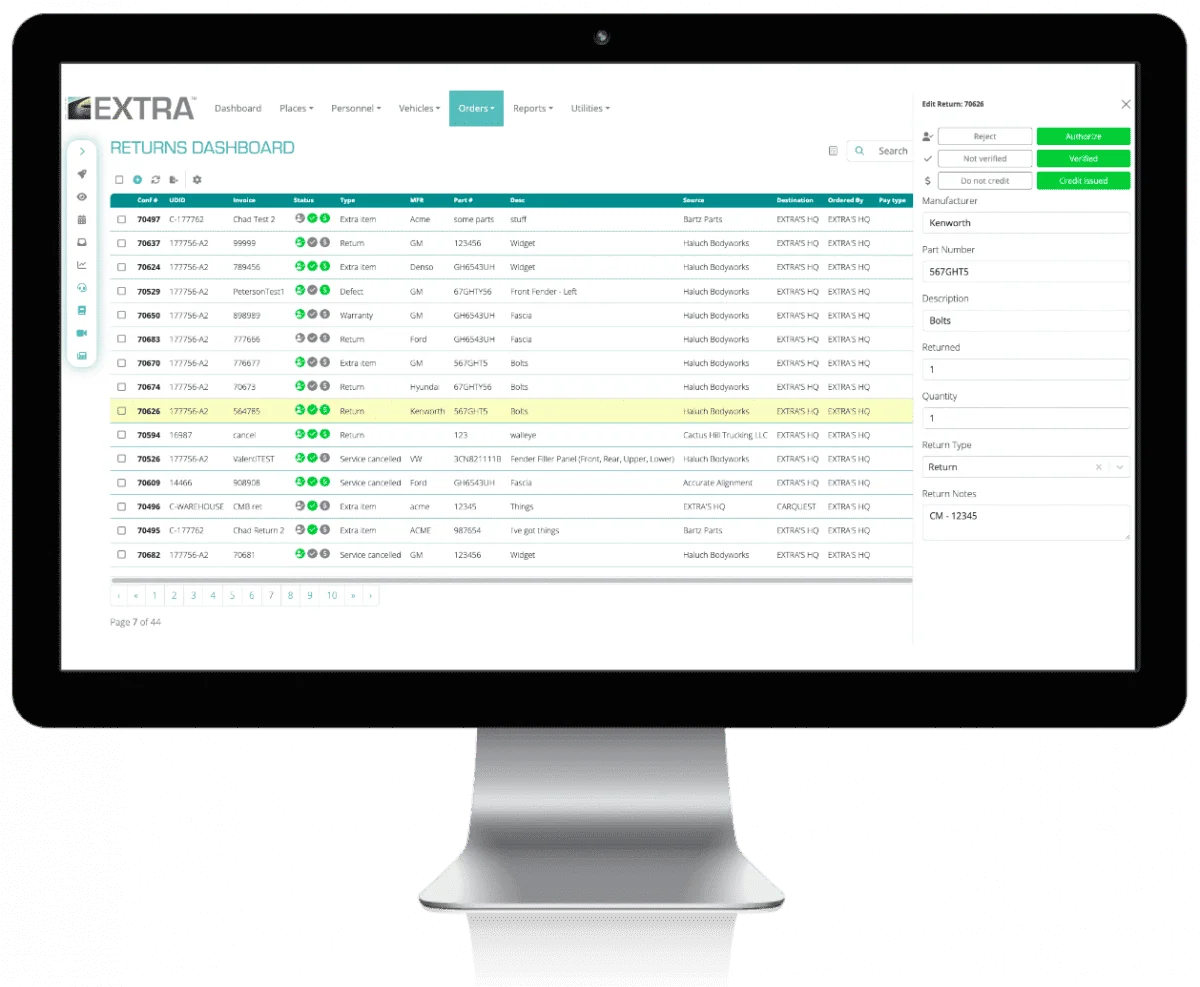 Image of changing a return's status on the returns dashboard